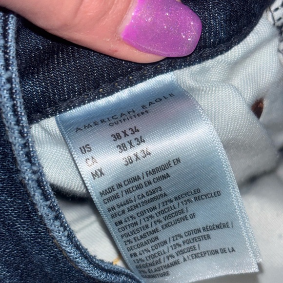 American Eagle Outfitters Men’s Distressed Dark Blue Slim Straight Jeans 38x34 - Picture 4 of 4